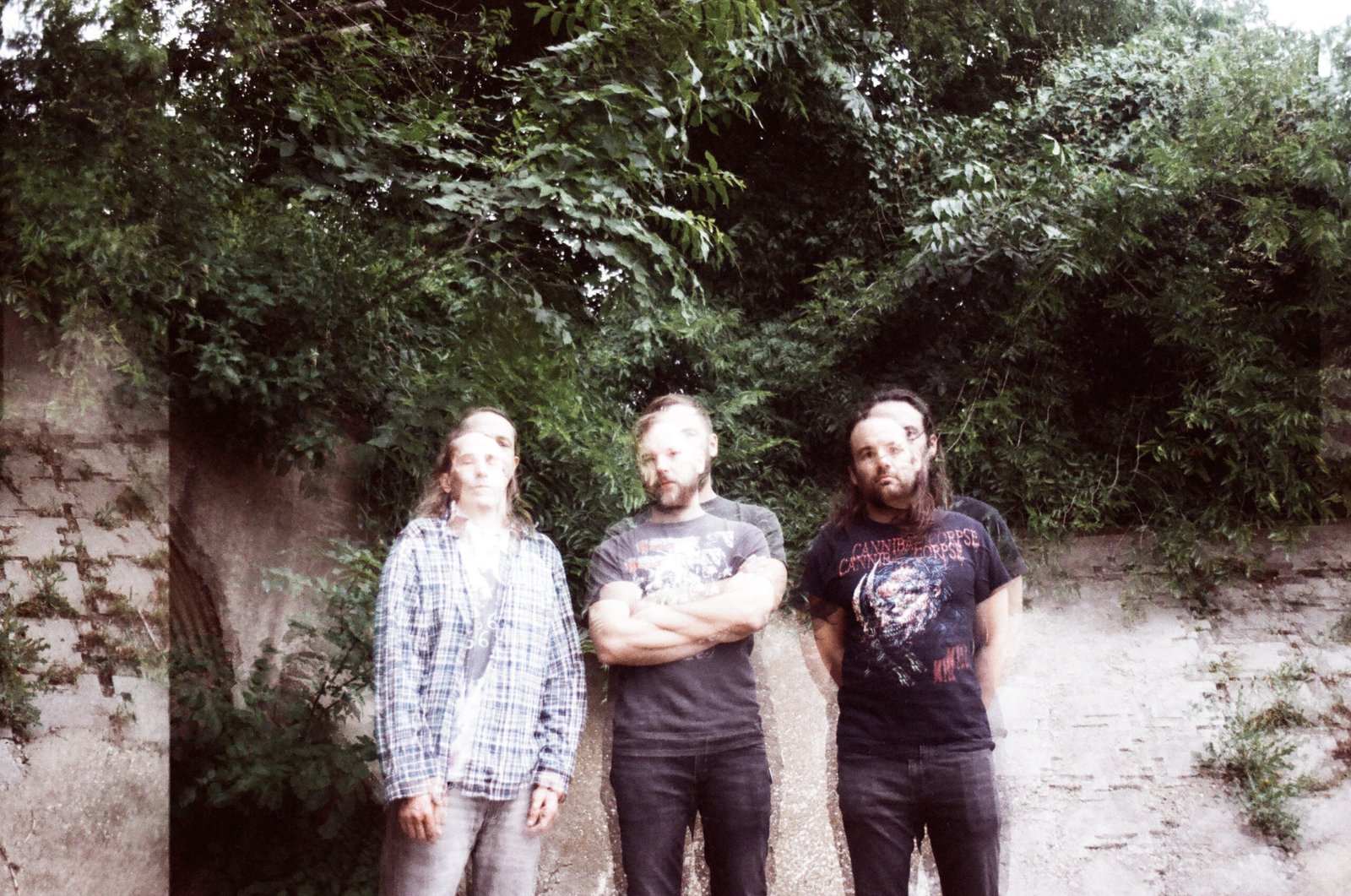Texas Trio Baring Teeth Reemerge From the Void and Proclaim Humanity’s “Obsolescence”