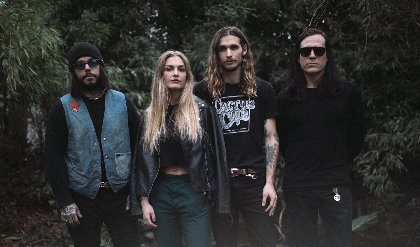 Spirit Mother Proves There’s Psych Rock and Dirt in Their “Veins”