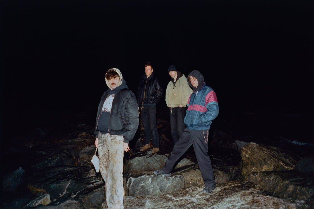 Model/Actriz – “Pirouette”