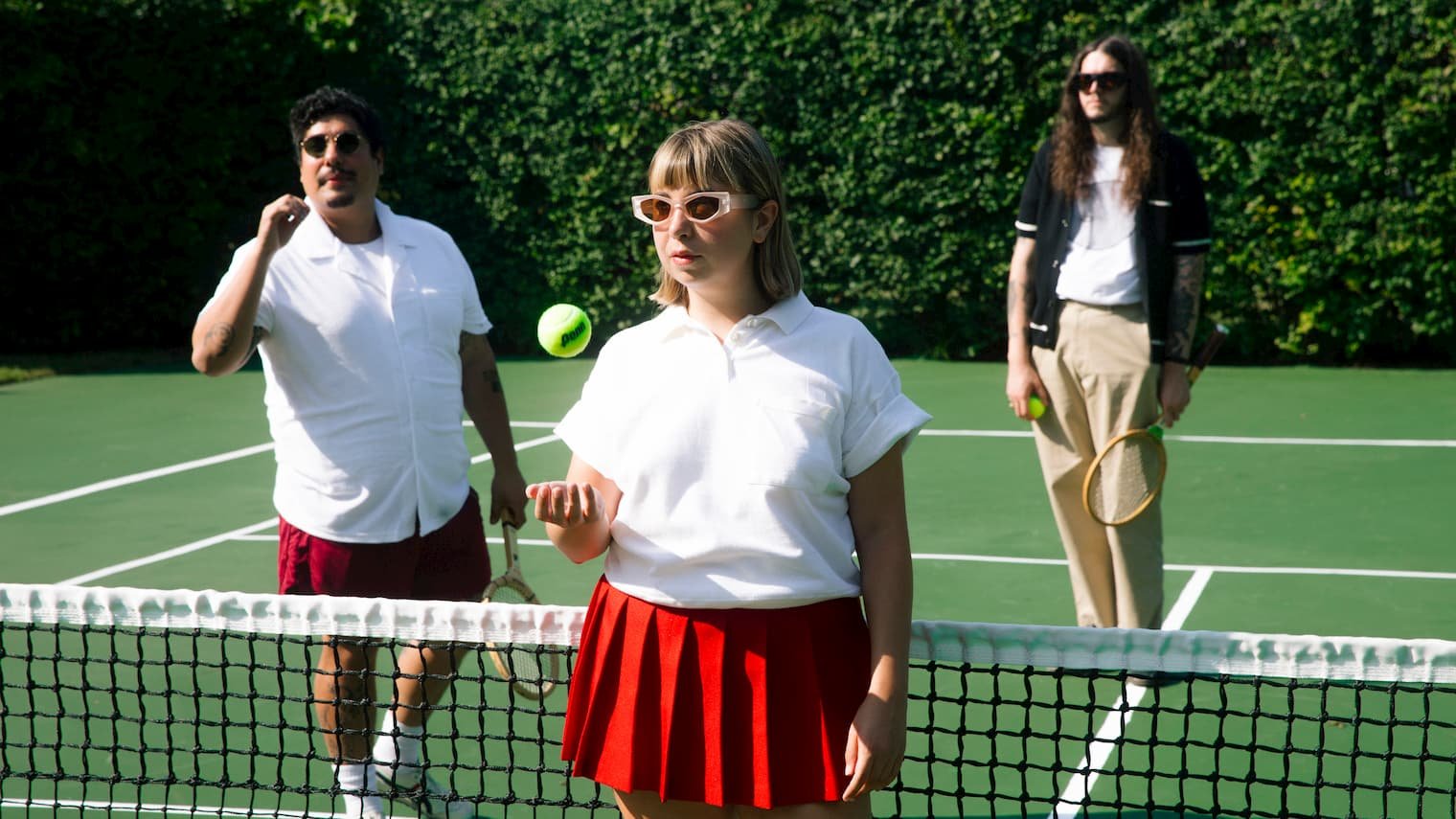 Beach Bunny – “Tunnel Vision”