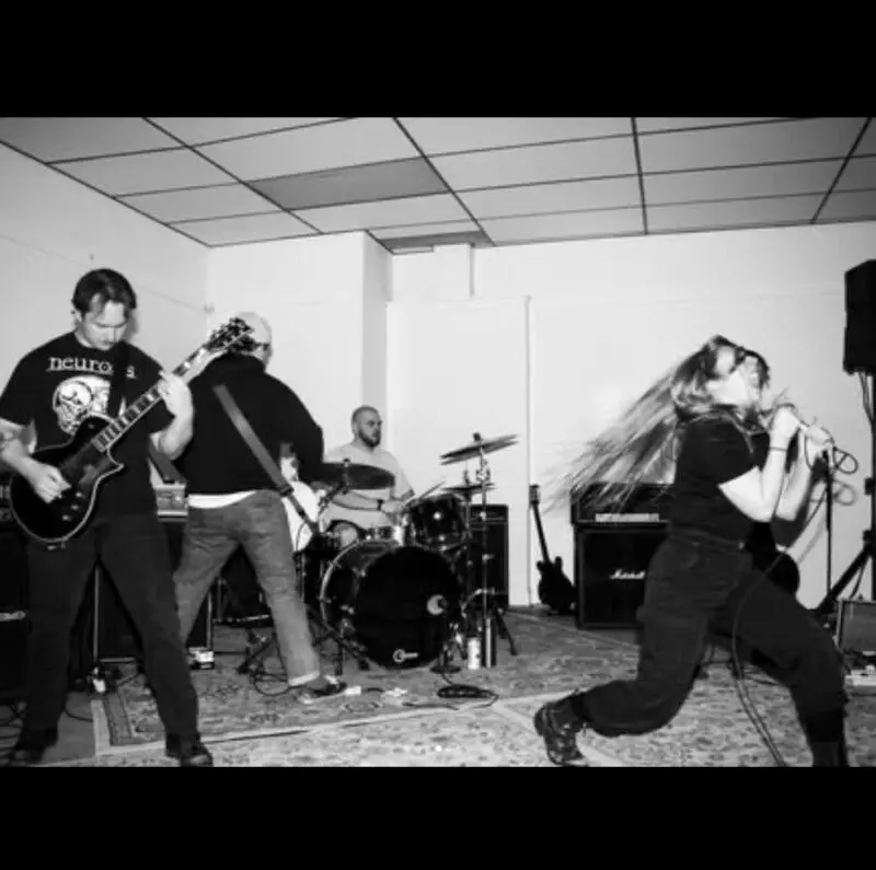 Body Minus Head – “An Exercise in Self Sufficiency”